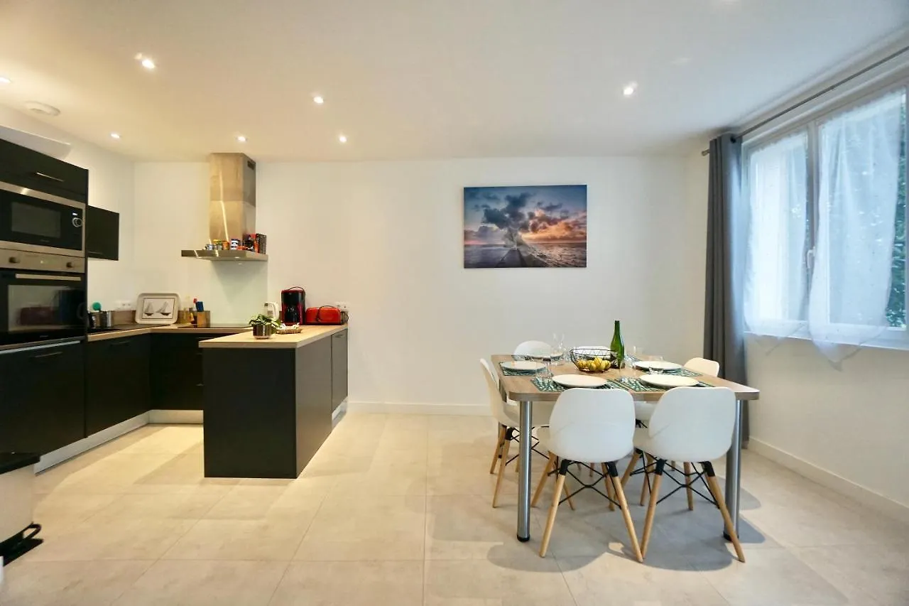 Le Clos De L'Anse *Front De Mer* Apartment Ploemeur 0*,